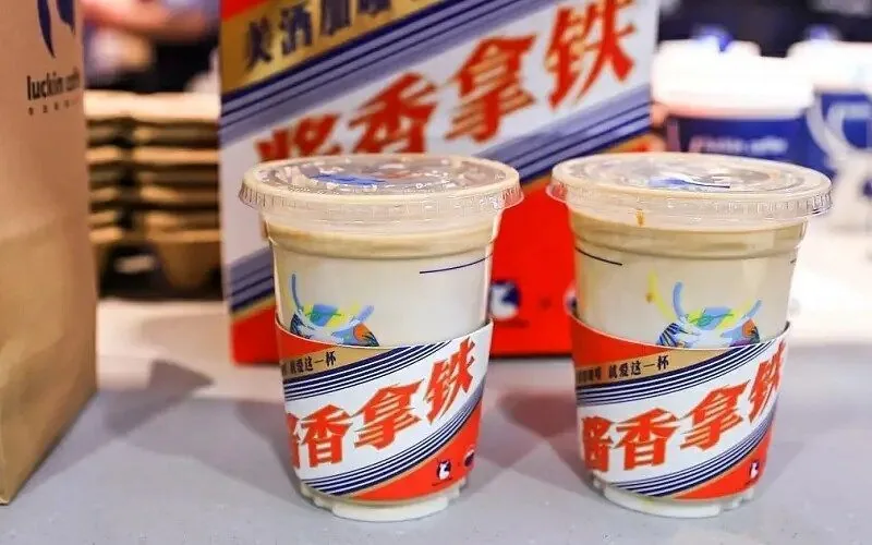 Китайская кофейня Luckin Coffee продала более 5,5 миллионов стаканчиков латте за сутки